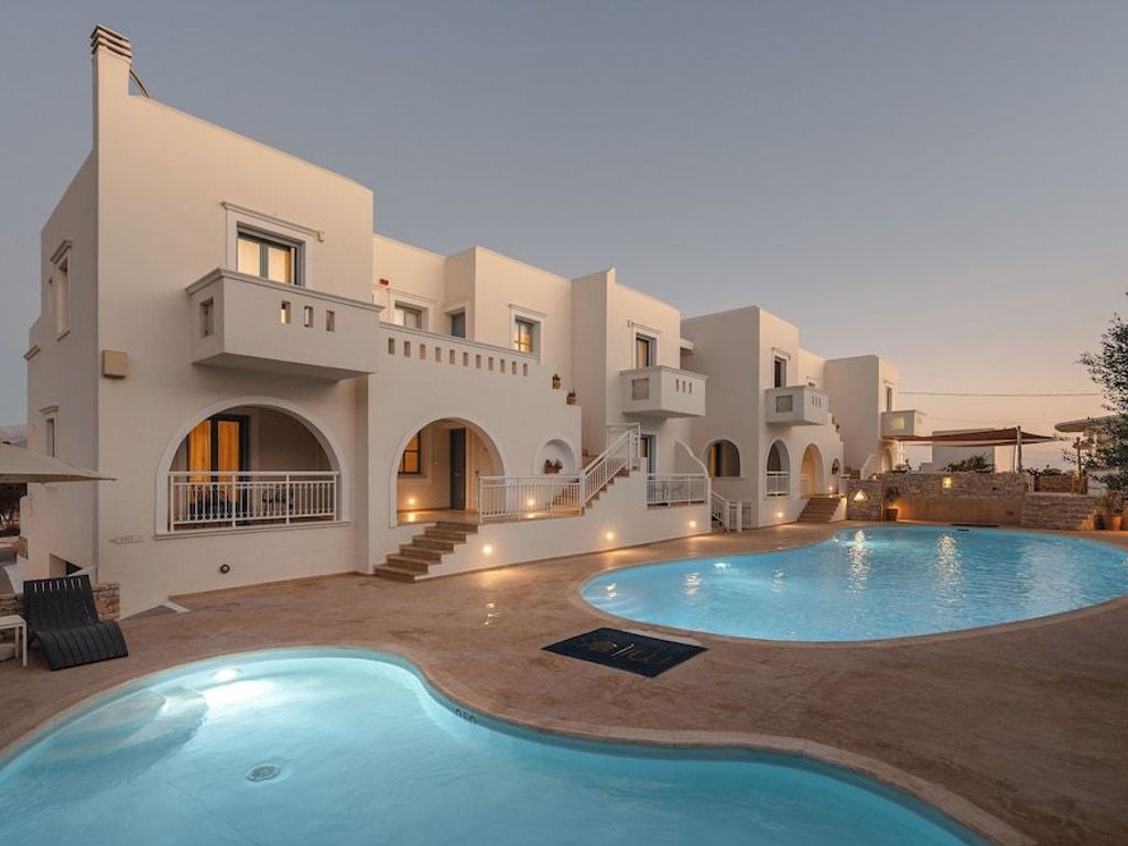 Mitos Suites