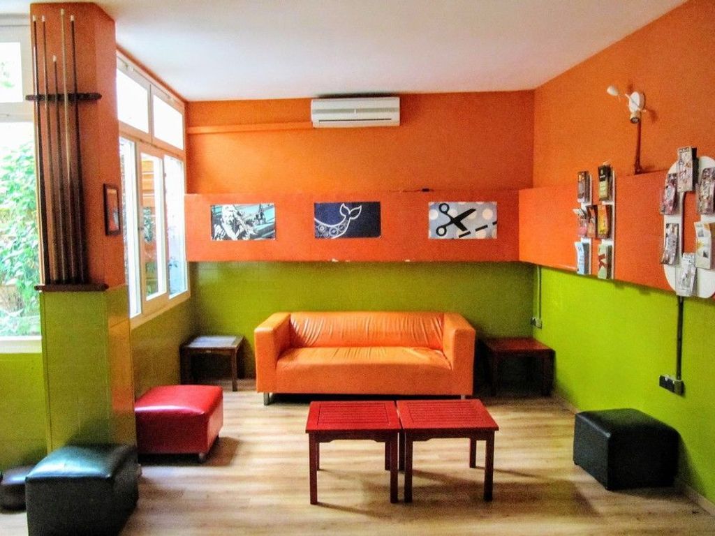 Yellow Nest Hostel Barcelona