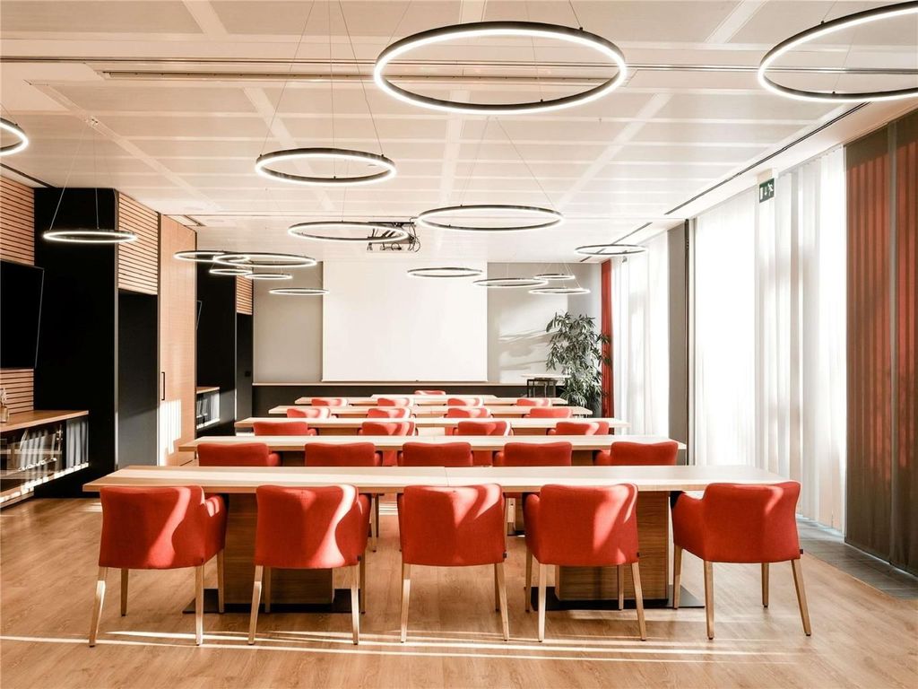 Webers Hotel im Ruhrturm Essen by Accor
