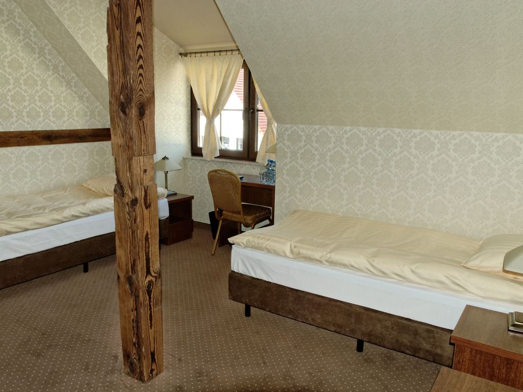 Folwark Restauracja & Hotel