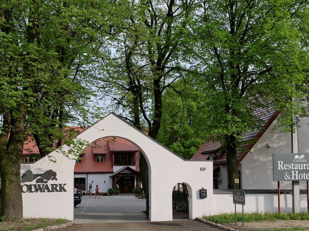 Folwark Restauracja & Hotel