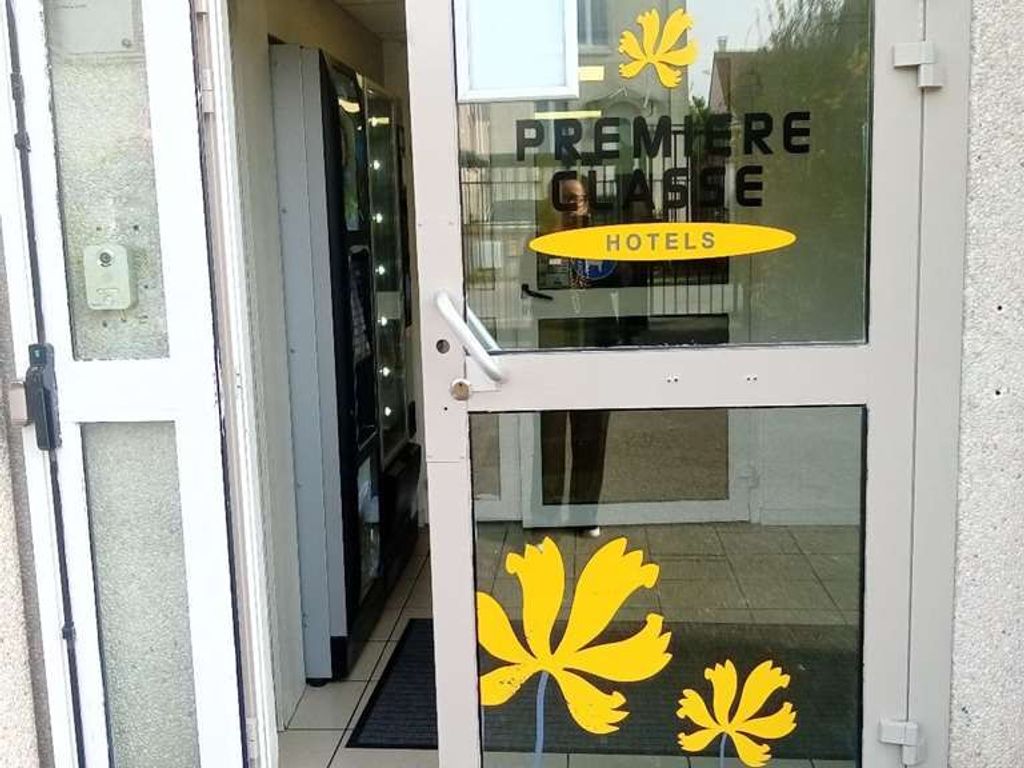 PREMIERE CLASSE SAINT BRICE SOUS FORET
