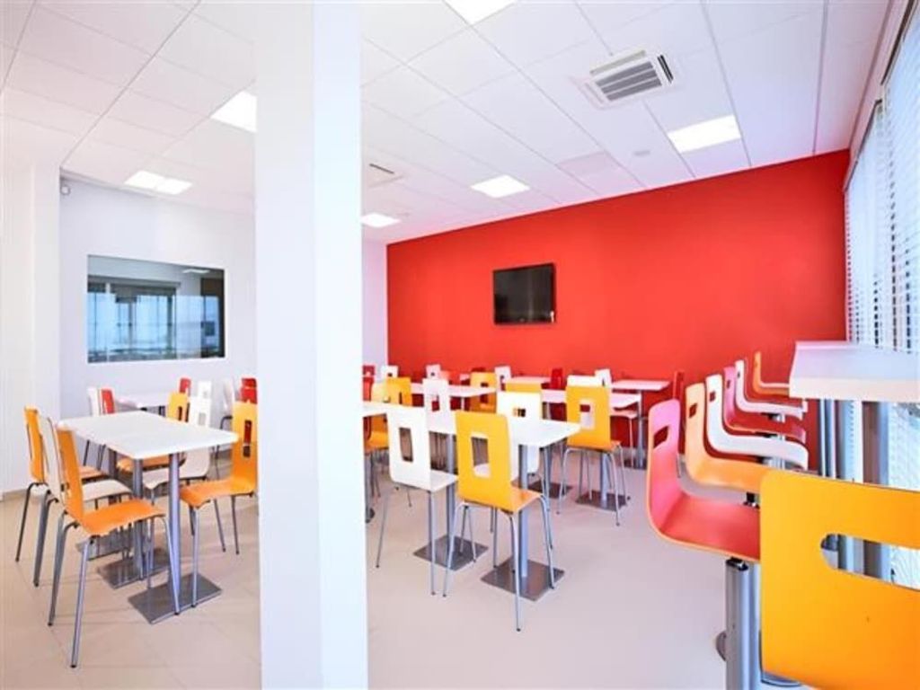 PREMIERE CLASSE CAEN NORD - Memorial Memorial