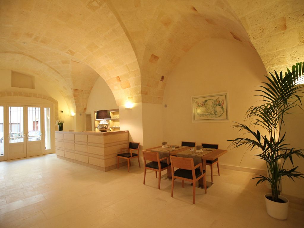 Corte Borromeo Historical Hotel