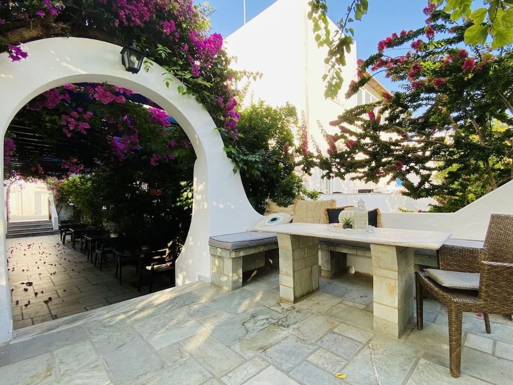 Hotel Helliniko - Adults Only