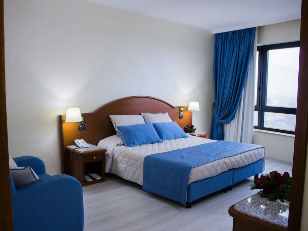 Edra Palace Hotel