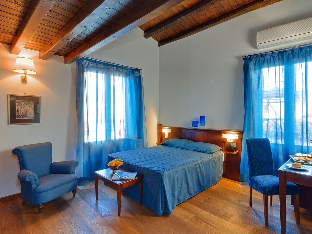 La Plumeria Hotel