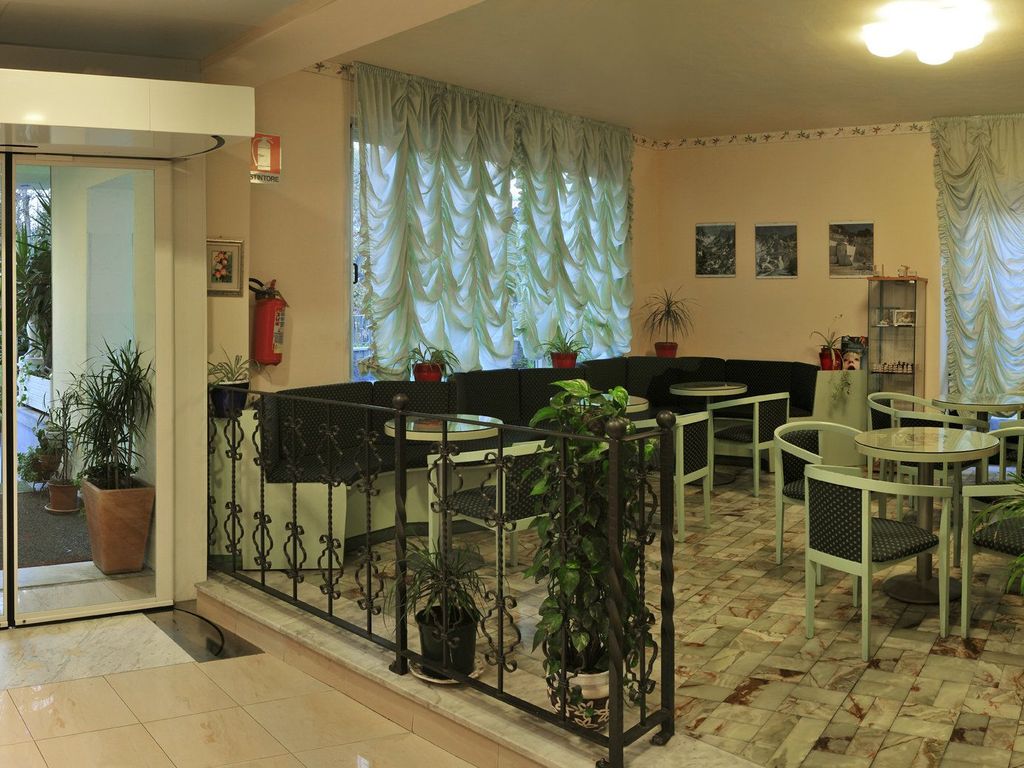 Hotel Daisy
