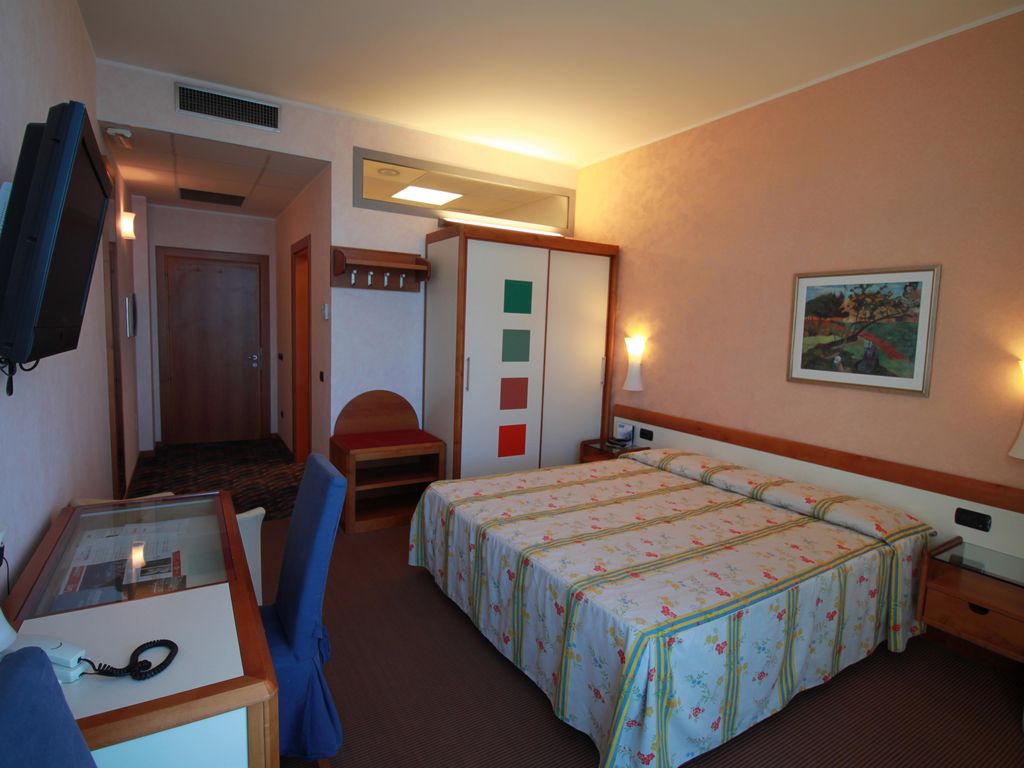 San Terenzo Hotel