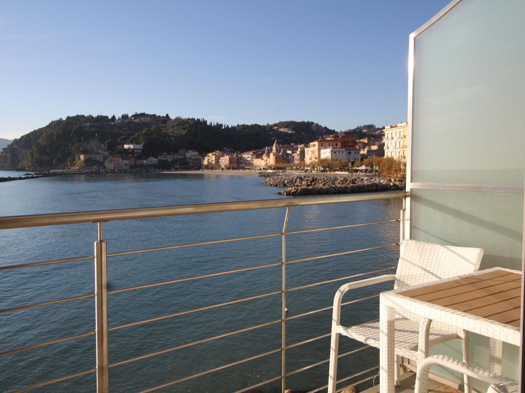 San Terenzo Hotel
