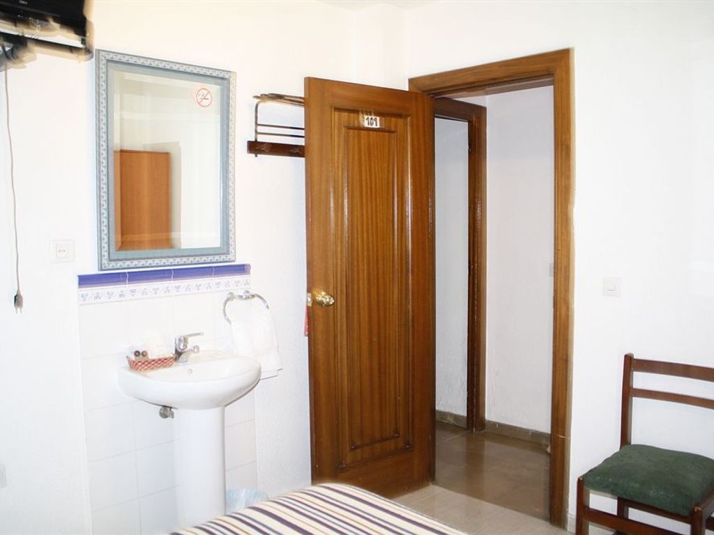AB Pension Granada - Hostel