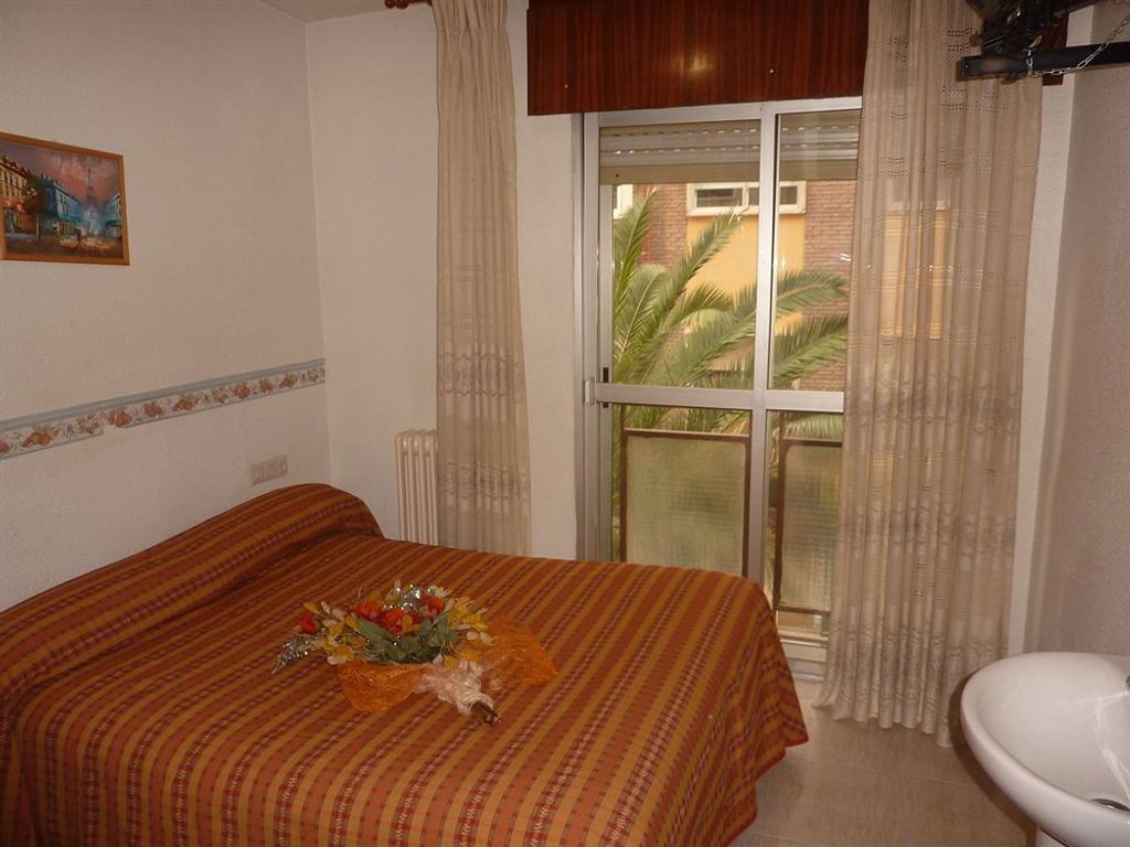 AB Pension Granada - Hostel