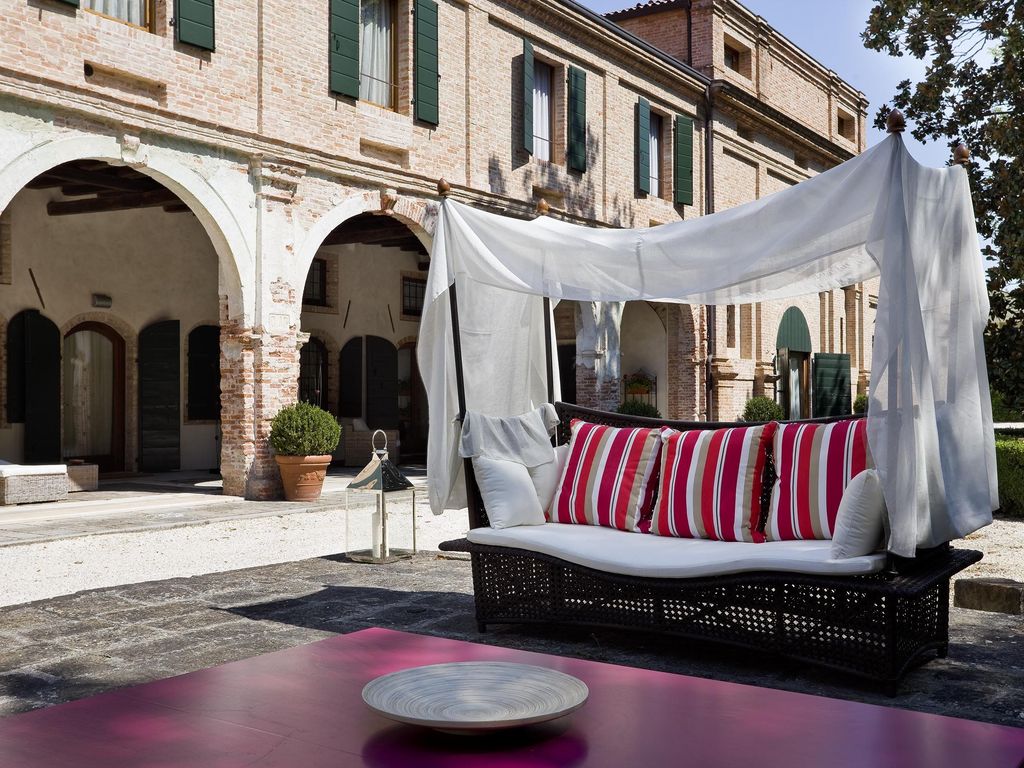 Villa Moro Lin