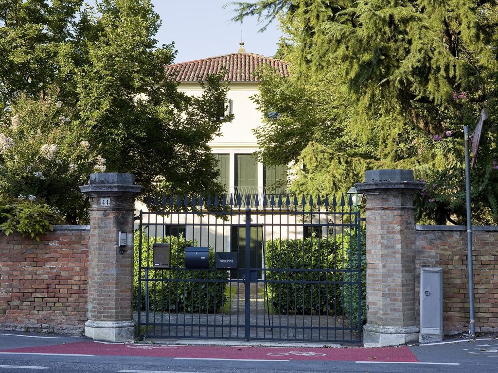 Villa Moro Lin