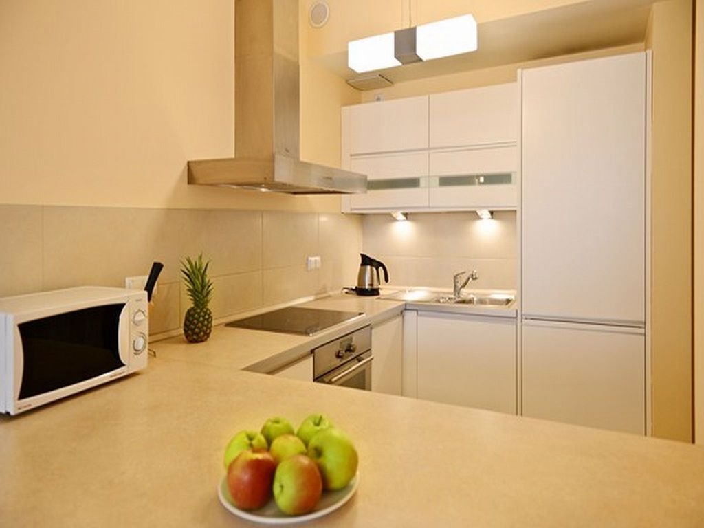 Angel Plaza Apartments