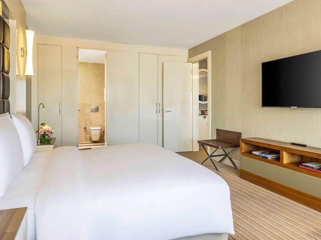 Ramada Plaza by Wyndham Istanbul Tekstilkent