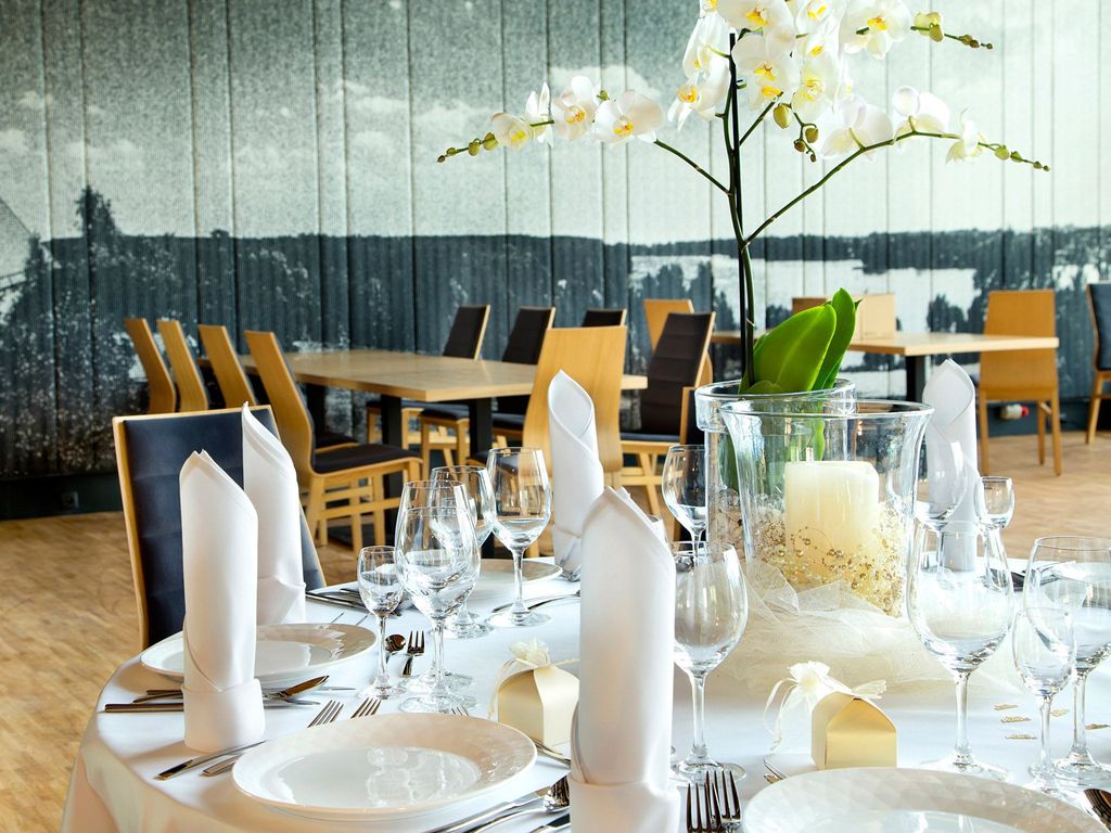 Regatta Hotel_ Restauracja_ Spa