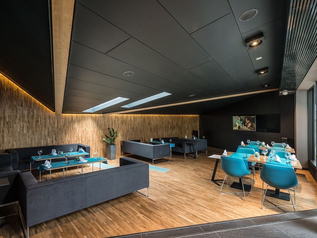 Regatta Hotel_ Restauracja_ Spa