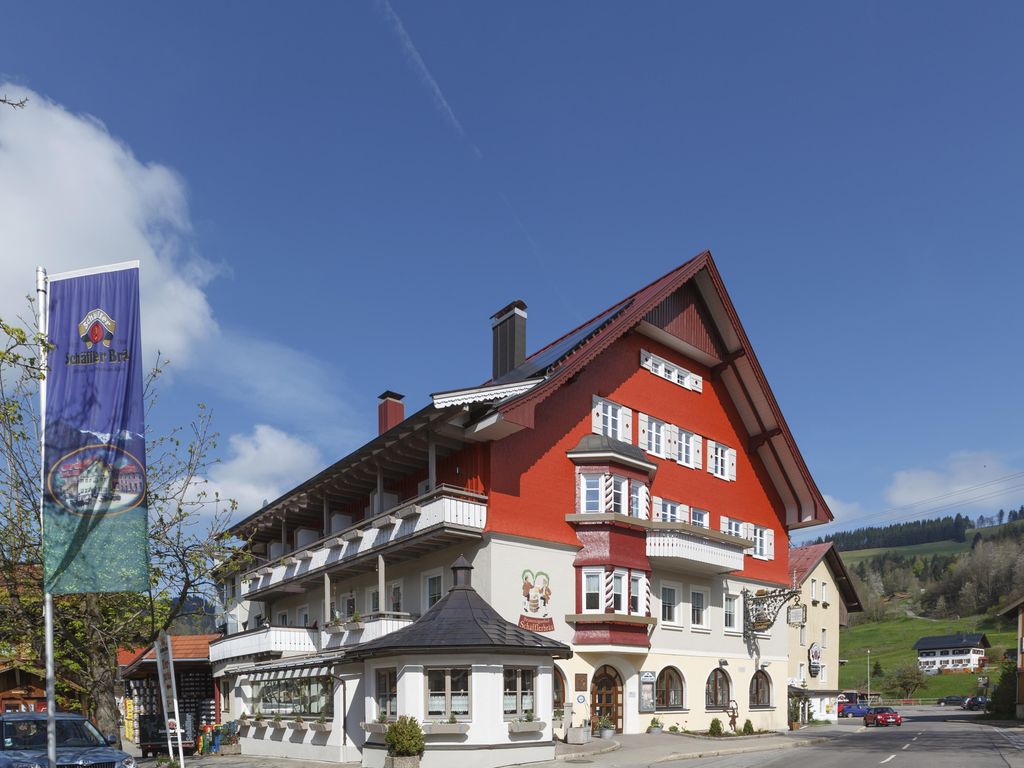 Brauereigasthof & *** Superior Hotel Schäffler
