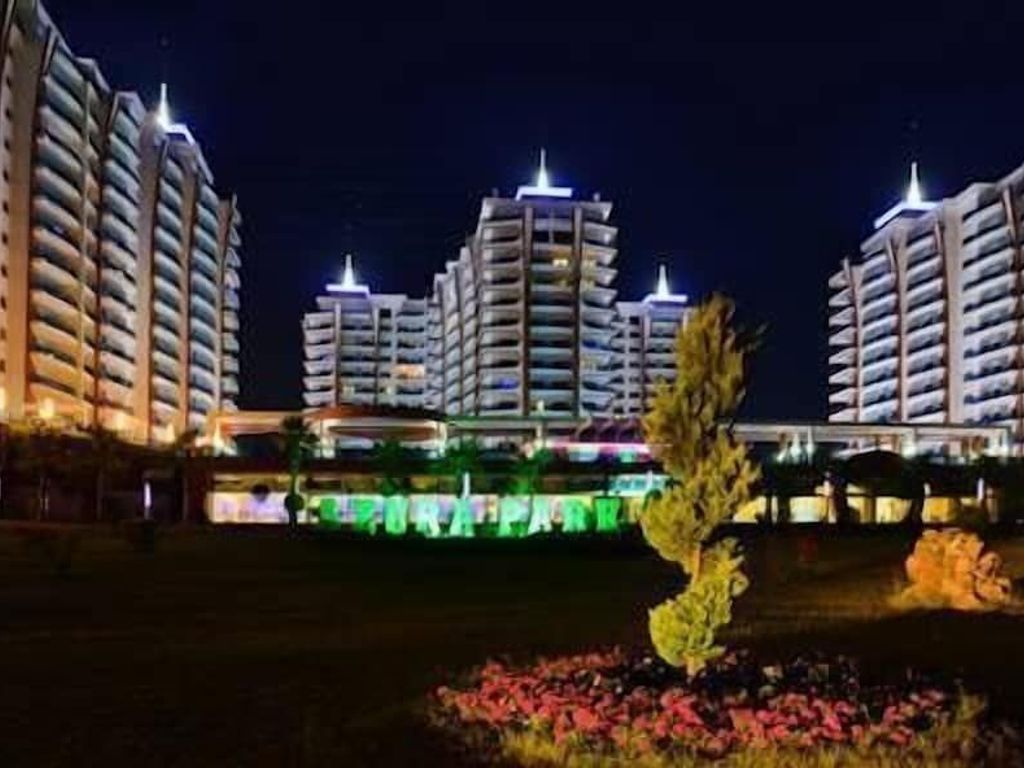 Azura Complex