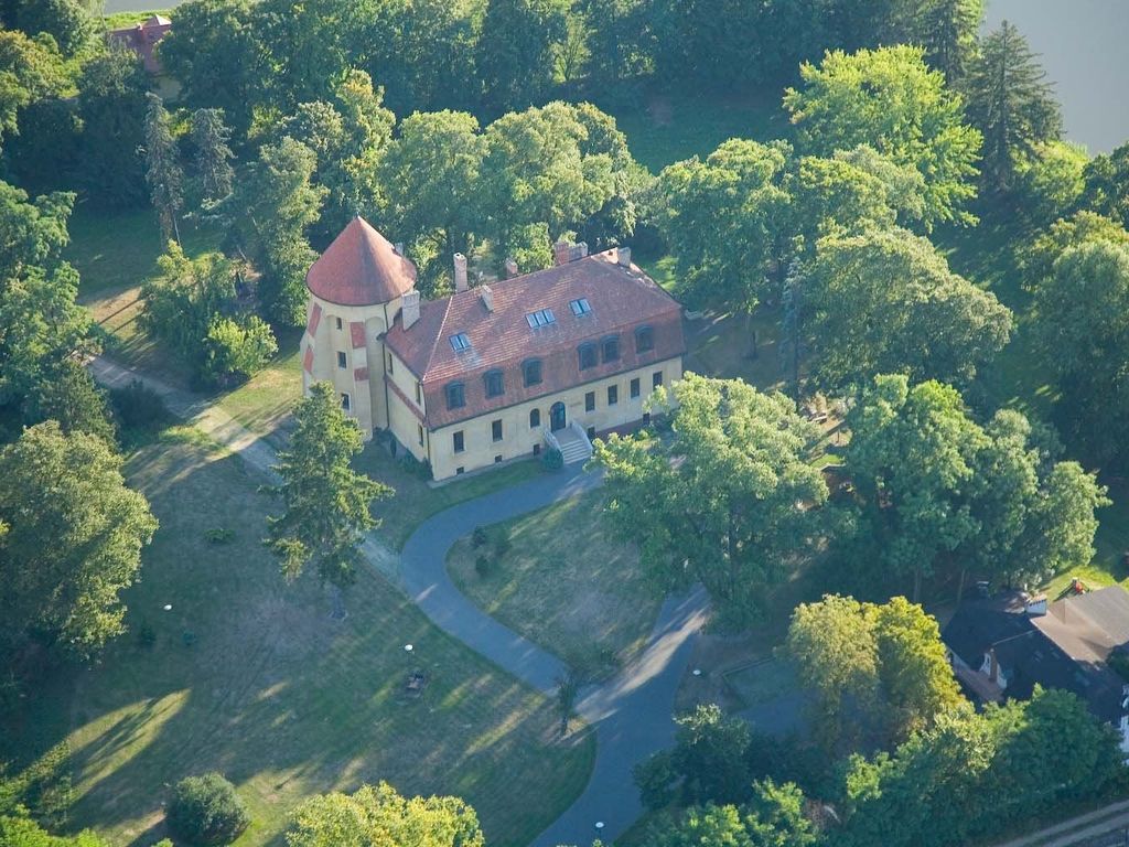 Zamek Dobra