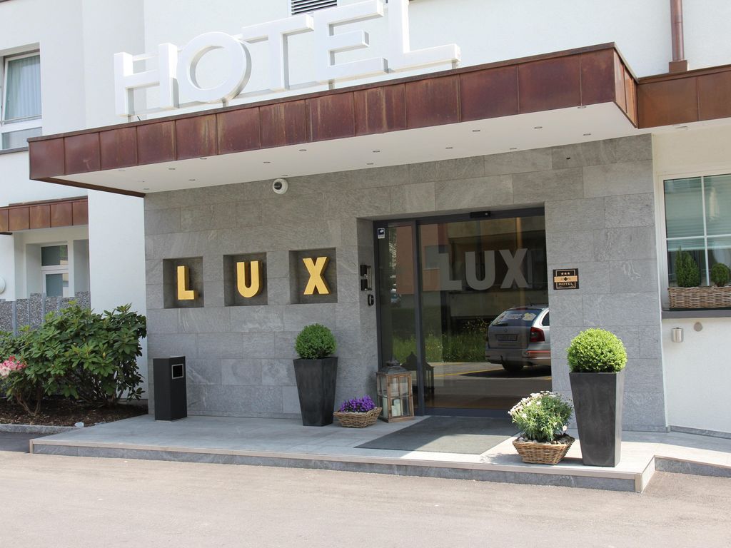 Lux