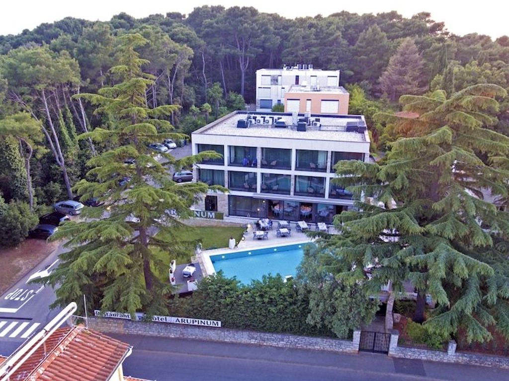 Hotel Arupinum