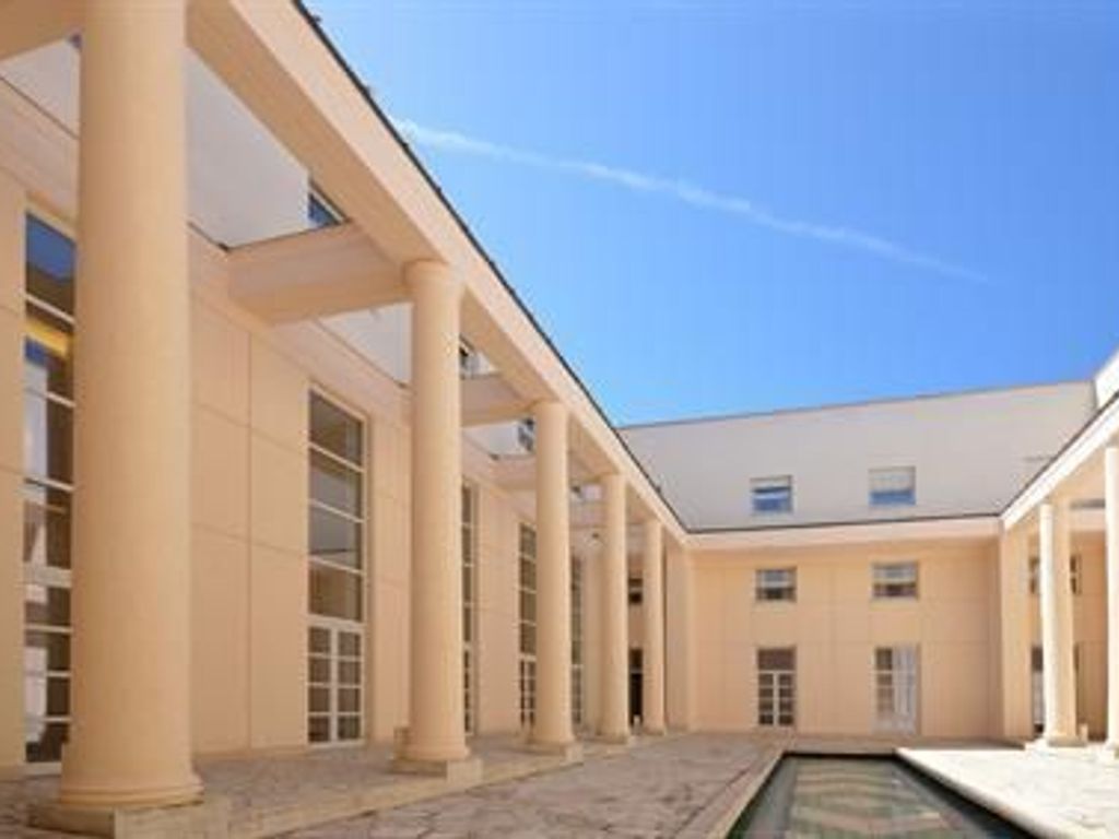 Palazzo Esedra