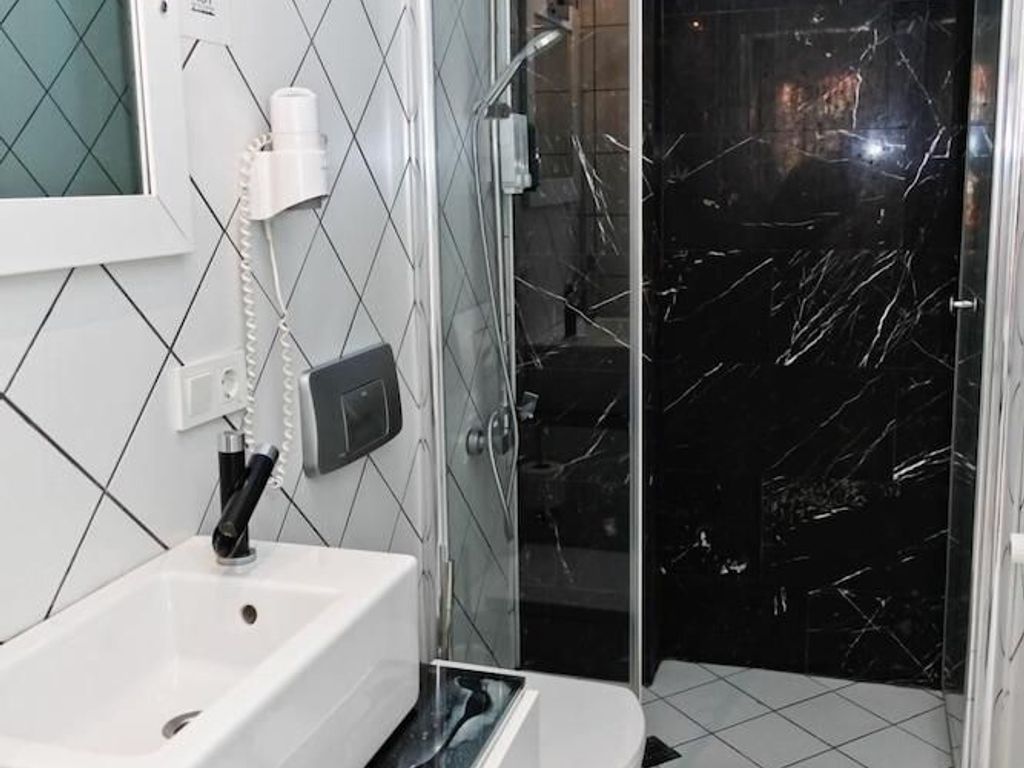 Hot Residence Taksim Square