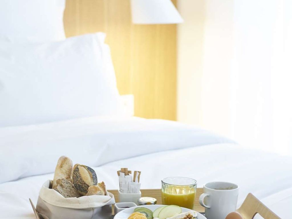 9hotel Republique