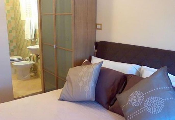 B&B Burlamacco Gold