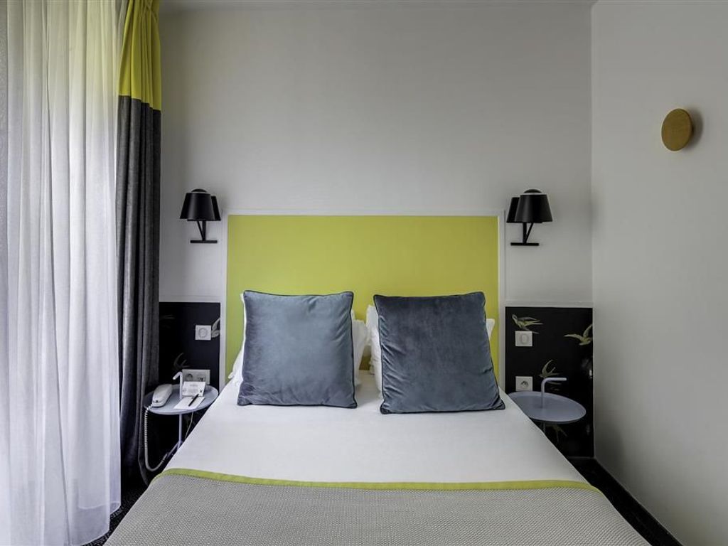 Astotel George