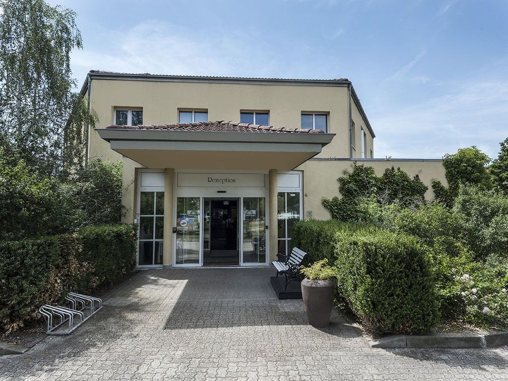 Days Inn by Wyndham Dessau