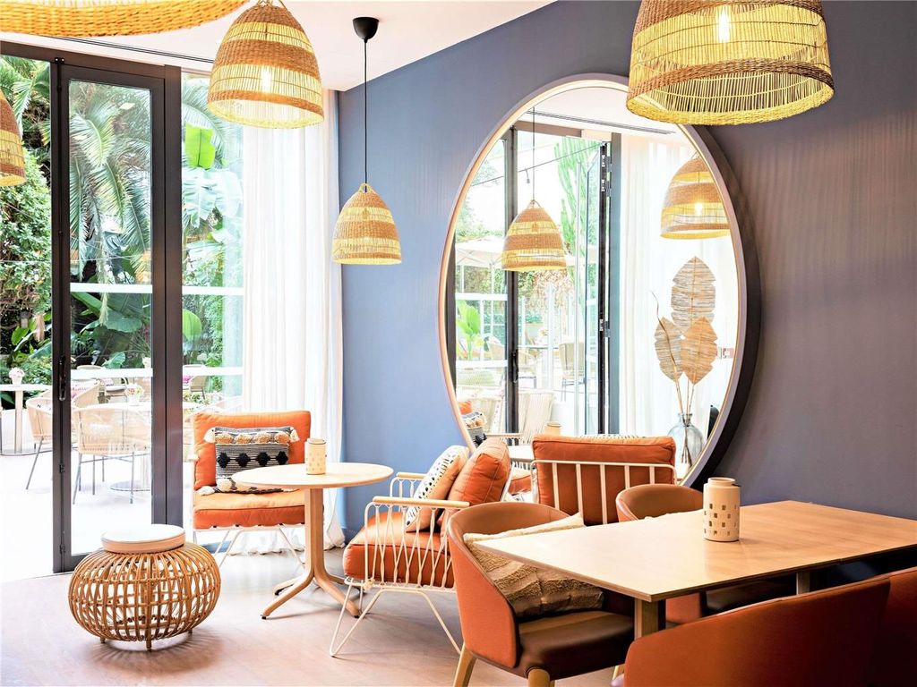 Croisette Beach Hotel Cannes - MGallery Collection