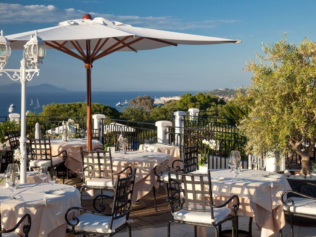 Althoff Villa Belrose