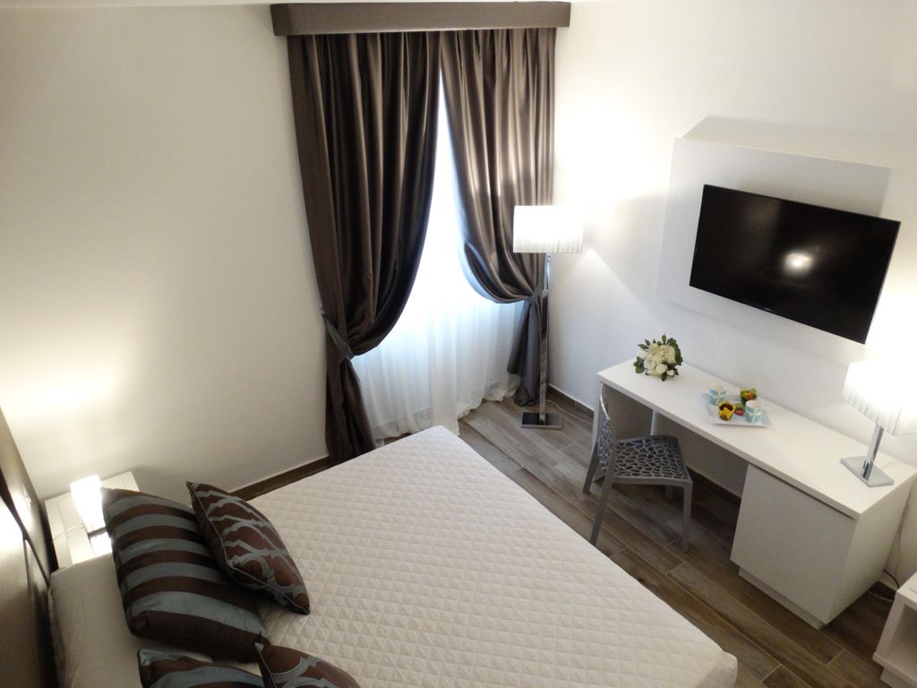 Toscana Ambassador Hotel