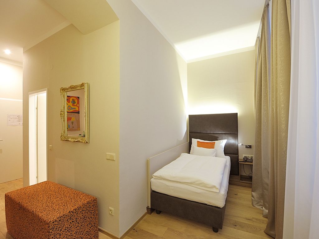 eee hotel Perg