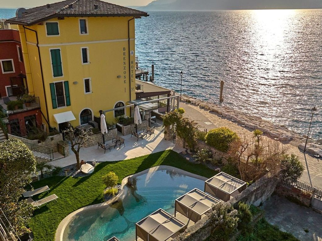 Lake Front Hotel Brenzone