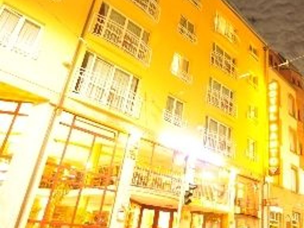 Hotel Santo