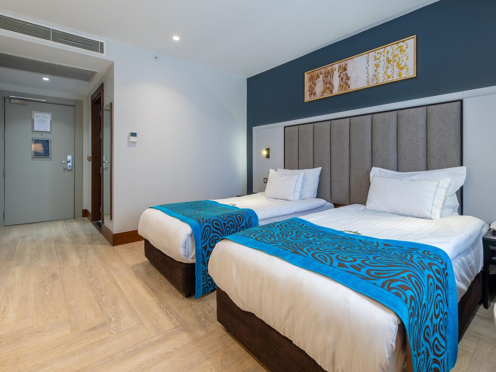 Teymur Continental Hotel