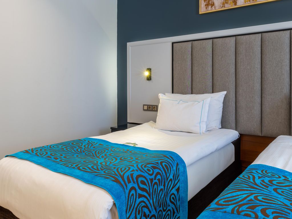 Teymur Continental Hotel