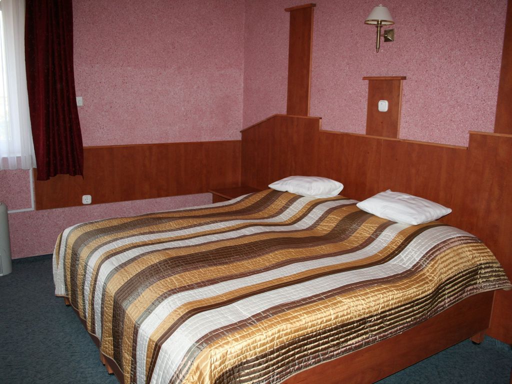 Bagolyvár Étterem & Vendégház & Wellness