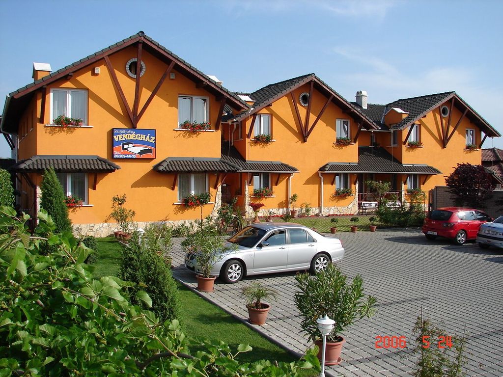 Bagolyvár Étterem & Vendégház & Wellness