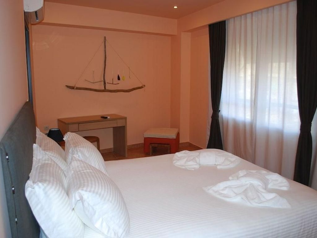 White Lotus Luxury Accommodation