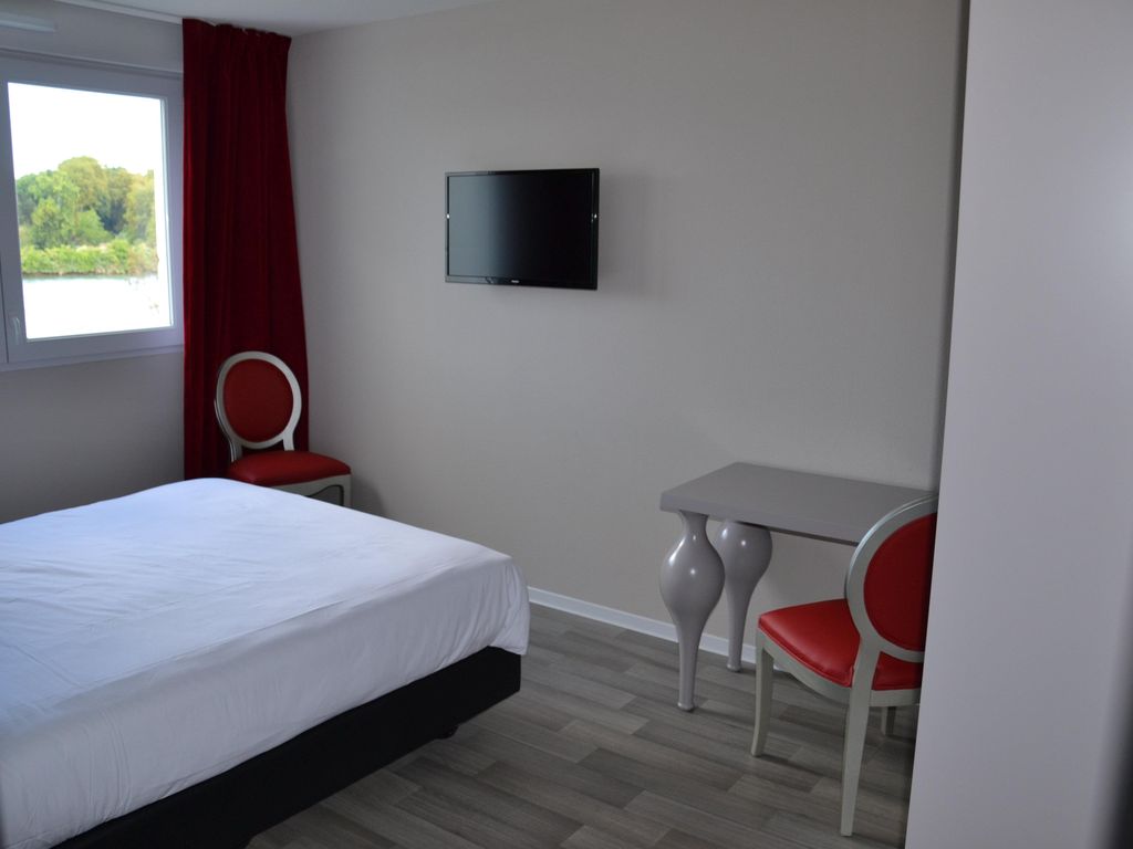 Adonis Hotel Bayonne