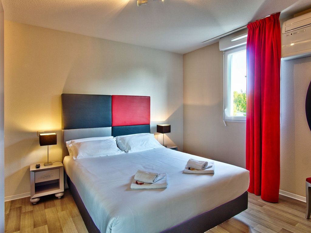 Adonis Hotel Bayonne