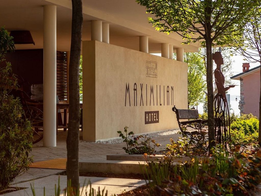 Hotel Maximilian