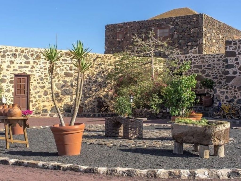 Hotel Rural Restaurante Mahoh