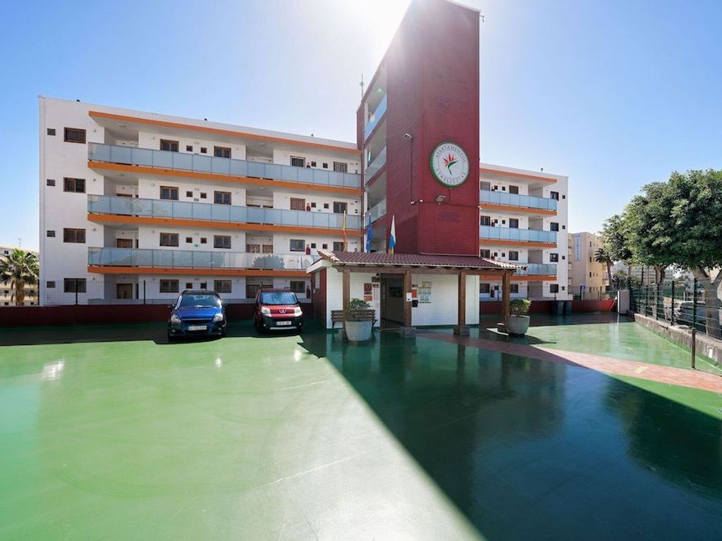 Strelitzias Apartments