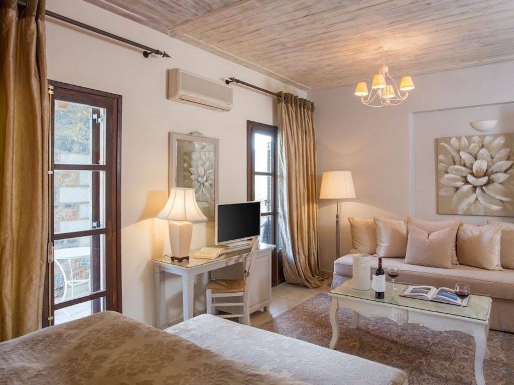 Porto Vitilo Boutique Hotel